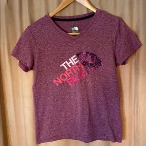 The North Face T Shirt 👚